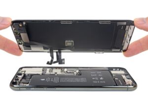 iPhone 11 Pro Max Ekran Değişimi